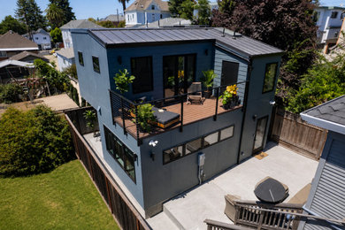 Home design - contemporary home design idea in San Francisco