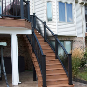 Medina - Deck/Screened Walkout