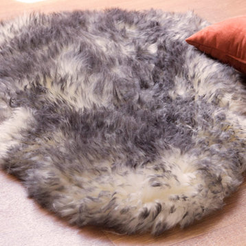 Premium New Zealand Sheepskin Area Rug, Wolf Tips, 2' X 3'