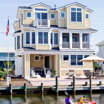 Canal Residence