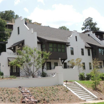 Jaguar Apartments