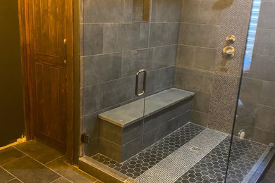 Example of a bathroom design in Denver