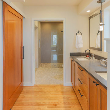 Leschi Primary Bath