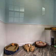 Mudroom/laundry room