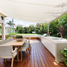 Transitional Deck by Bawtree Design | Architecture + Interiors
