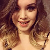 Leah Simons billede
