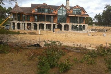 Design ideas for a traditional landscaping in Other.