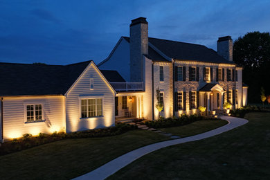 Example of an exterior home design in Cincinnati