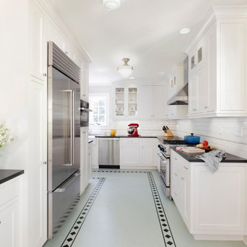 1935 Lake Oswego Kitchen