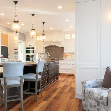 Classic Black & White color scheme