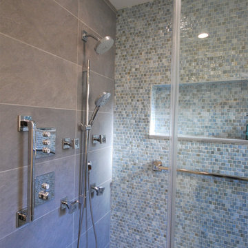 High Gloss Modern Bathroom