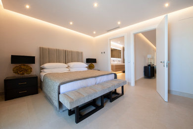 Modern bedroom in Malaga.