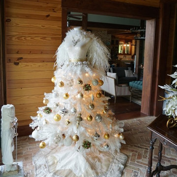 The Walton Bridge House at Christmas Time