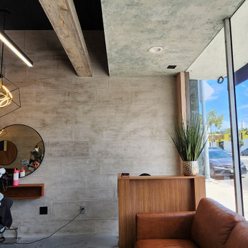 Complete decorative plaster applications in a hair salon