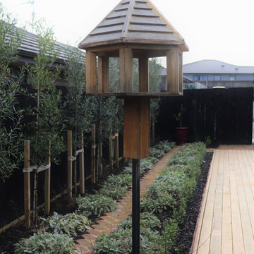 Compact Country Garden