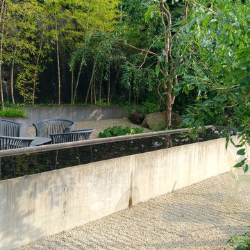 ぬばたまの庭