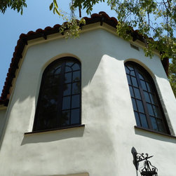 Hollywood &ndash; Historic Renovation - Windows