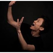 Raymond Shi's photo