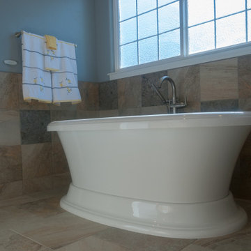 Master Bath - 25 3/4 Rd