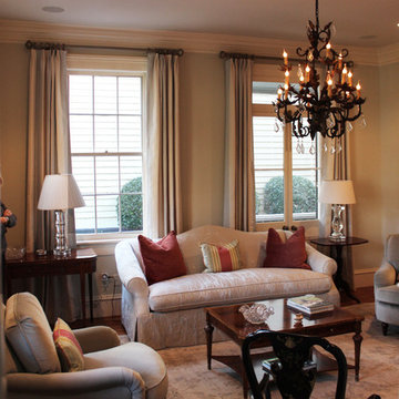Elegant Nineteenth Century Charleston Single