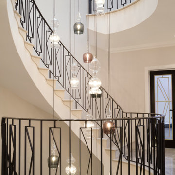 Grand Circular Staircase Balustrade