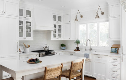 Kitchen of the Week: Classic White Space With Layered Style