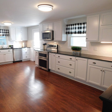Classic Coastal Kitchen Elegance