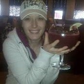 Amanda Levesque's photo