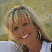 Susan Bloomer's photo