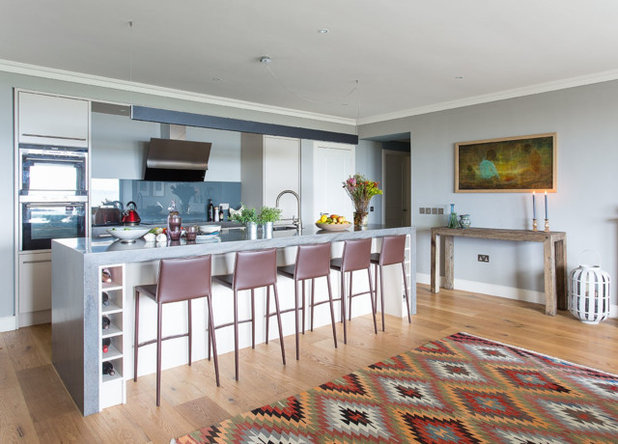 Contemporary Kitchen by Camilla  Pringle Interiors