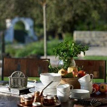 Natural materials in guest house in Vonitsa