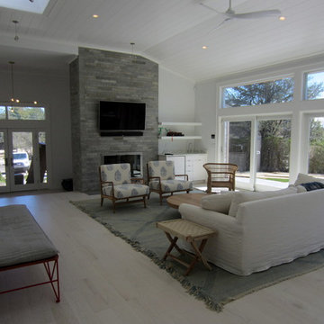 AMAGANSETT: DARK TO WHITE...BLEACHED AND WHITE WASHED 5" RED OAK, TRAFFIC HD