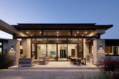 Transitional patio photo in San Francisco