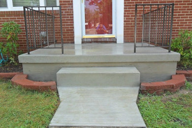 This is an example of a traditional porch design in Baltimore.