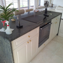 lausanne apt - Kitchen Countertops