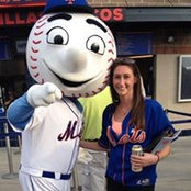 Laura Hanlon's photo