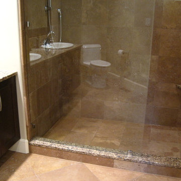 Travertine shower and floor