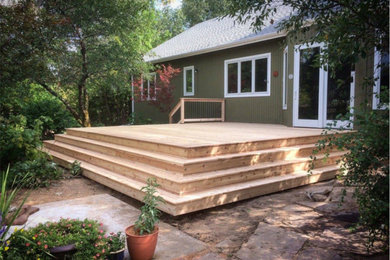 Deck - modern deck idea in Denver