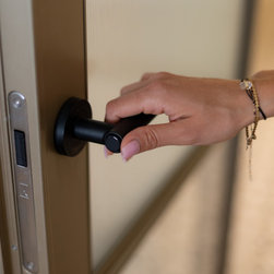 Central London Apartment - Door Handles