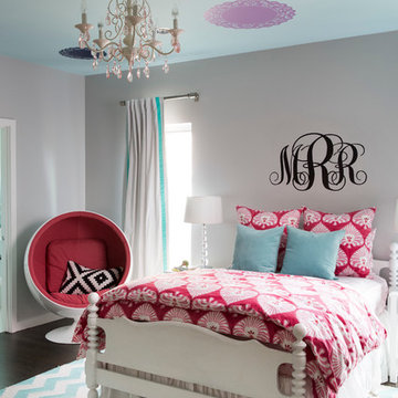 Contemporary Warmth: Highland Park Residence