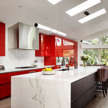Black, White, & Red | Renovation