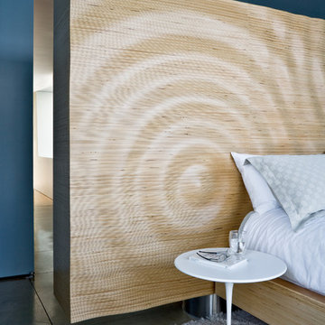 Lake Cabinet and Bed