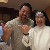 Jaime Magpuri's photo