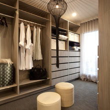 Walk-in Wardrobe