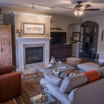 Tinley Park, Condo with Western Vibe
