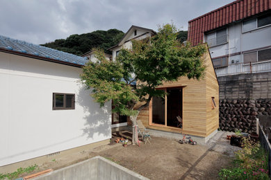 福岡にある低価格の小さなおしゃれな家の外観の写真