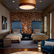 GUEST ROOM/TWIN BEDS