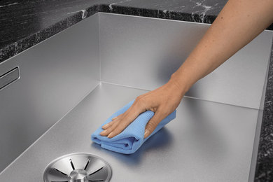Scratch resistant stainless steel Durinox undermount sink