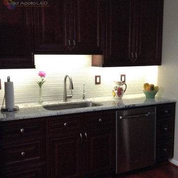 Under Cabinet LED Lighting