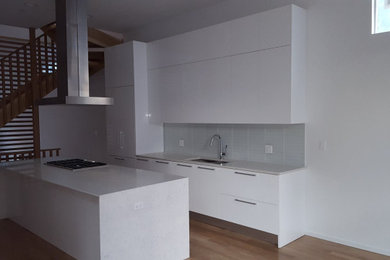 Italian Modern Kitchen Cabinets installation